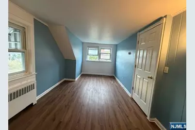271 Wilson Avenue, Paramus, NJ 07652 - Photo 18