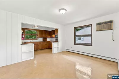 261 Gaston Avenue, Garfield, NJ 07026 - Photo 36