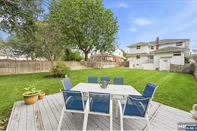 261 Gaston Avenue, Garfield, NJ 07026 - Photo 8