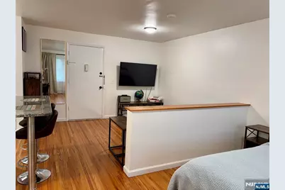 605 Grove Street E10 #E10, Clifton, NJ 07013 - Photo 4