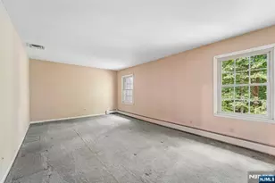 11 Allison Ct, Allendale, NJ 07401 - Photo 26