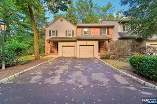 11 Allison Ct, Allendale, NJ 07401 - Photo 1