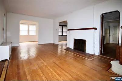 9-02 12th Street, Fair Lawn, NJ 07410 - Photo 4