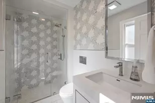 402 Highland Ave, Ridgewood, NJ 07450 - Photo 22