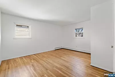 54 Columbia Avenue, Palisades Park, NJ 07650 - Photo 28