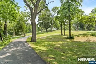 99 37th St, Bayonne, NJ 07002 - Photo 28