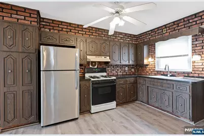 28 Park Place, Kearny, NJ 07032 - Photo 6