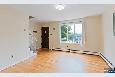 28 Park Place, Kearny, NJ 07032 - Photo 4