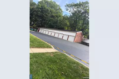 184 Hillside Avenue I2 #I2, Leonia, NJ 07605 - Photo 12