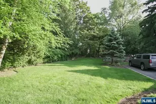 237 Glen Ave, Midland Park, NJ 07432 - Photo 16