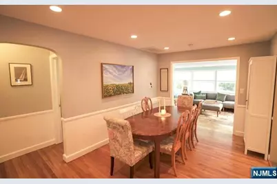 237 Glen Avenue, Midland Park, NJ 07432 - Photo 4