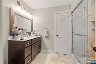 18 Holiday Ct, River Vale Township, NJ 07675 - Photo 12