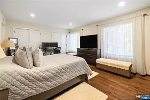18 Holiday Ct, River Vale Township, NJ 07675 - Photo 10