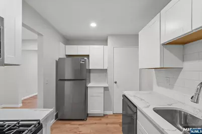 925 Middlesex Street, Linden, NJ 07036 - Photo 16