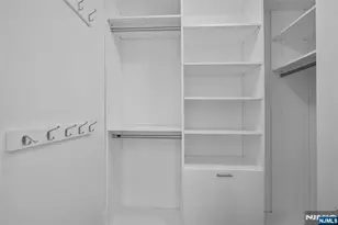 150 Henley Pl 404, Weehawken, NJ 07086 - Photo 14