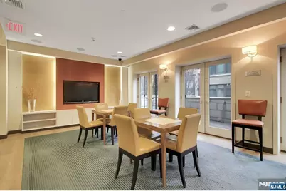 150 Henley Place 404 #404, Weehawken, NJ 07086 - Photo 32