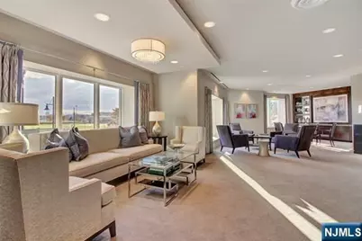 150 Henley Place 404 #404, Weehawken, NJ 07086 - Photo 36
