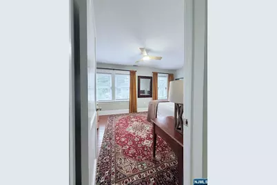 136 Prospect Street 2nd Floor #2nd Floor, Midland Park, NJ 07432 - Photo 8