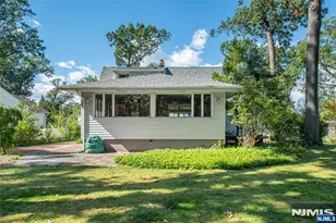 10 Fernwood Dr, Fair Lawn, NJ 07410 - Photo 20