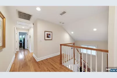 339 Tremont Avenue, Fort Lee, NJ 07024 - Photo 20