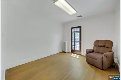 225 Liberty Street, Little Ferry, NJ 07643 - Photo 26