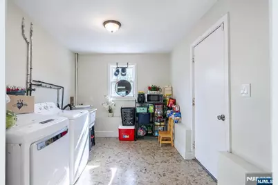 16 Lincoln Street, Morristown, NJ 07960 - Photo 12