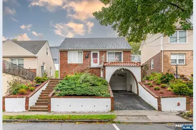 28 Park Place, Kearny, NJ 07032 - Photo 1
