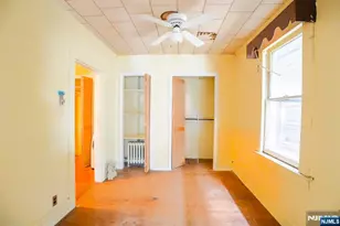 233 Park St, East Orange, NJ 07017 - Photo 16