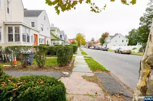 233 Park St, East Orange, NJ 07017 - Photo 4