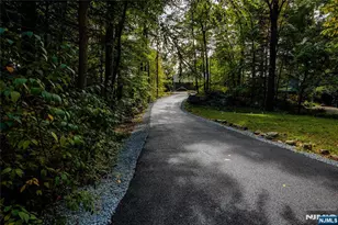 310 Lakeshore Dr, Vernon, NJ 07422 - Photo 6