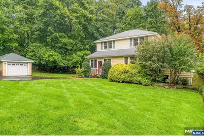 149 W Grand Avenue, Montvale, NJ 07645 - Photo 4
