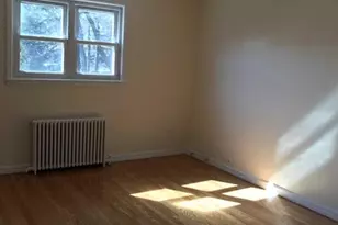 772 Clark Ave 2nd Fl, Ridgefield, NJ 07657 - Photo 4