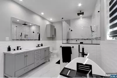 207 Wilsey Court, Paramus, NJ 07652 - Photo 30