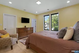 207 Wilsey Ct, Paramus, NJ 07652 - Photo 34