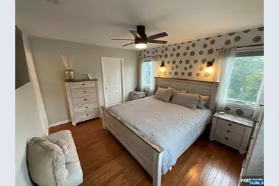112 Tontine Avenue, Lyndhurst Township, NJ 07071 - Photo 20