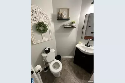 112 Tontine Avenue, Lyndhurst Township, NJ 07071 - Photo 18