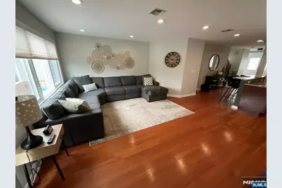 112 Tontine Avenue, Lyndhurst Township, NJ 07071 - Photo 16