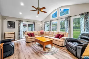 34 Salrit Ave, Waldwick, NJ 07463 - Photo 10