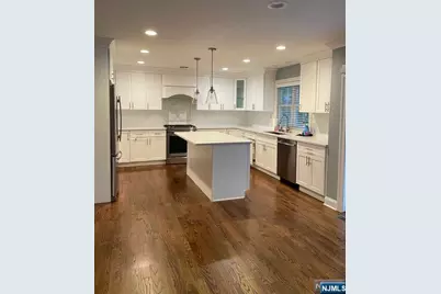 617 Robert Street, Ridgewood, NJ 07450 - Photo 2