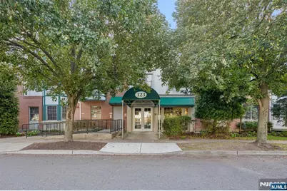 323 Willow Street 2I #2i, Teaneck Township, NJ 07666 - Photo 1