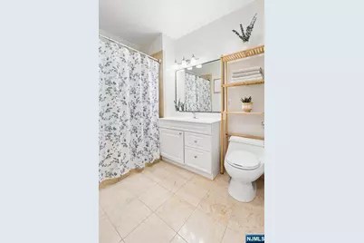 323 Willow Street 2I #2i, Teaneck Township, NJ 07666 - Photo 12