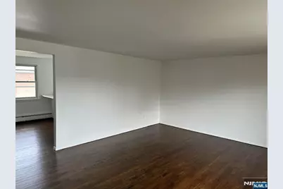 40 Washington Avenue 2 #2, Rutherford, NJ 07070 - Photo 6