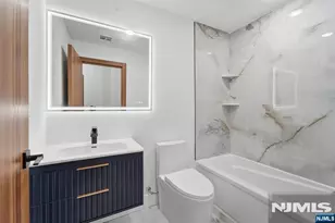 161 21st St, Irvington, NJ 07111 - Photo 32