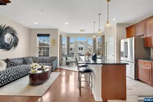 5 Creekside Ct, Secaucus, NJ 07094 - Photo 12