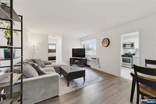 2345 Linwood 3E, Fort Lee, NJ 07024 - Photo 1