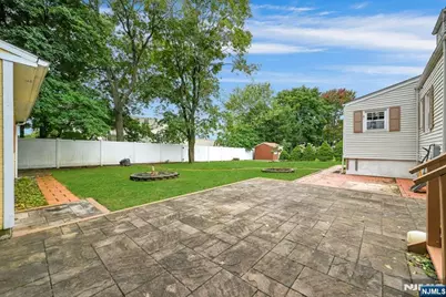 35 Oak Street, Oakland, NJ 07436 - Photo 4