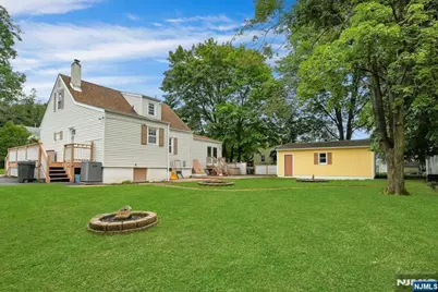 35 Oak Street, Oakland, NJ 07436 - Photo 6