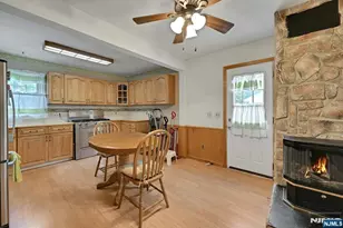35 Oak St, Oakland, NJ 07436 - Photo 8