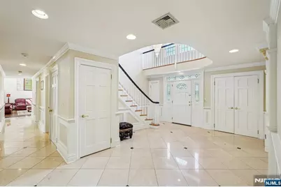 416 Devonshire Drive, Franklin Lakes, NJ 07417 - Photo 8