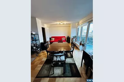 2077 Center Avenue 7J #7J, Fort Lee, NJ 07024 - Photo 6